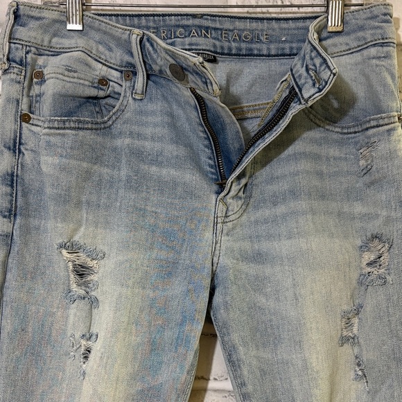 American Eagle Light Blue AirFlex Denim, distressed, 30 x 32 - Picture 4 of 12
